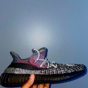Yeezys Boost 350 v2 Yecheil